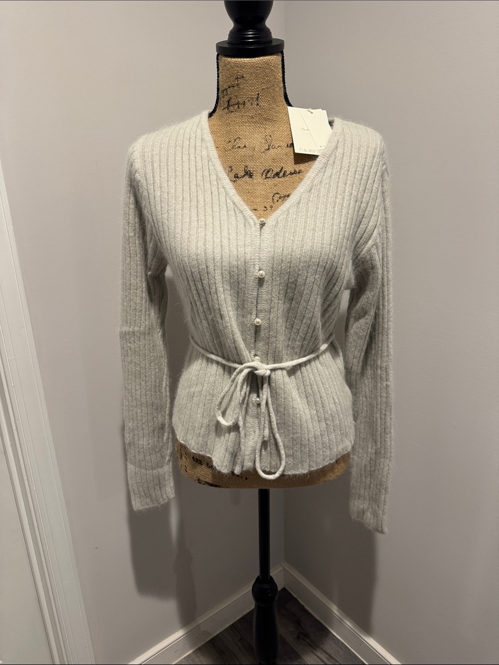 NWT Women’s Serendipity Tie-Waist Ribbed V-Neck Cardigan — Light Grey
